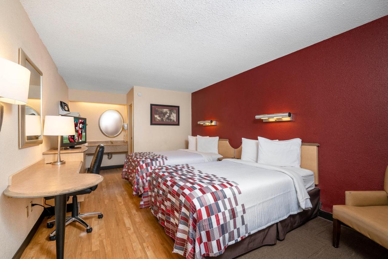 Red Roof Inn Detroit - Roseville St Clair Shores Exteriör bild