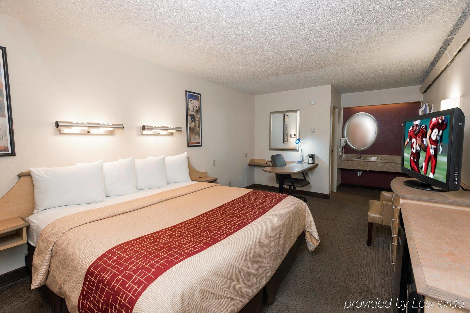 Red Roof Inn Detroit - Roseville St Clair Shores Exteriör bild